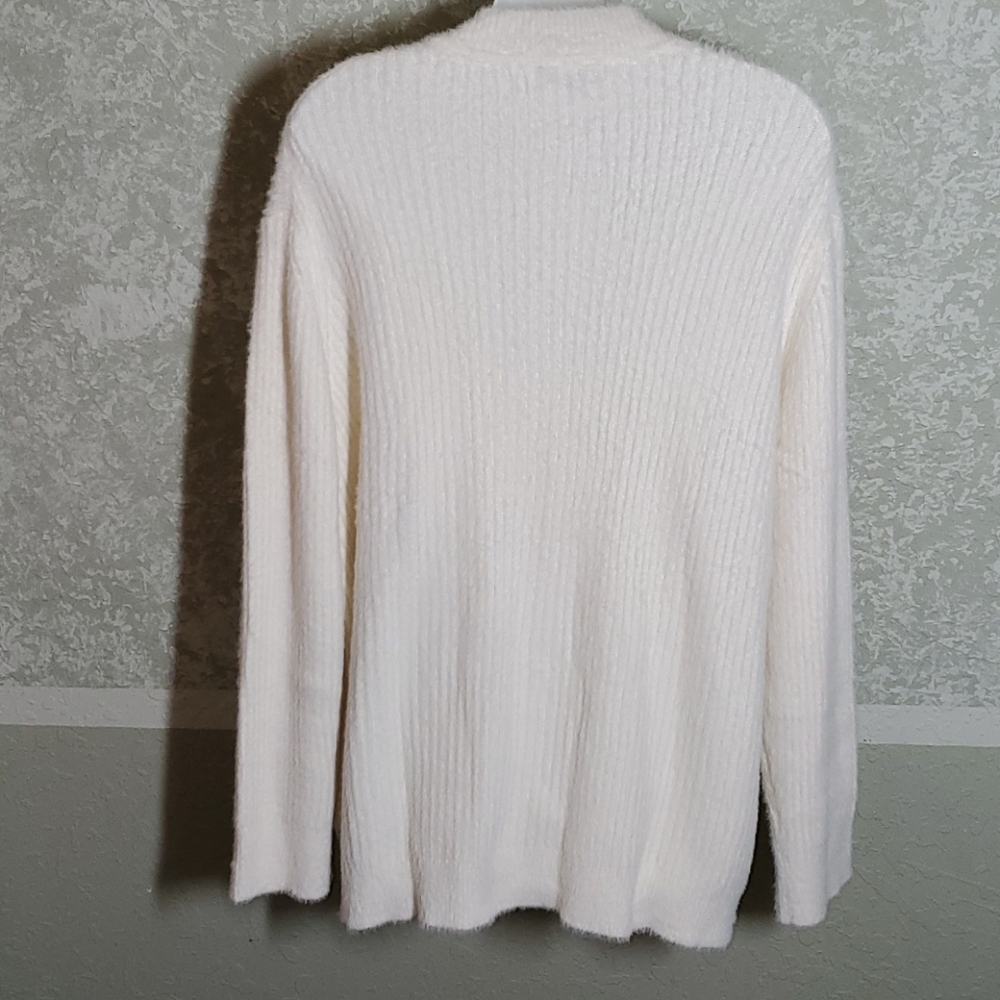 1.State Zip Front Eyelash Bomber Sweater - Picture 10 of 12